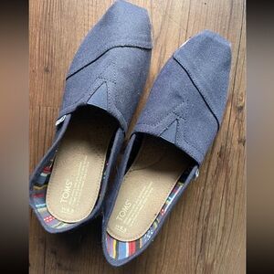 TOMS Navy Slip-On Shoes